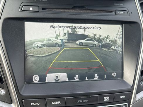 Used 2017 Hyundai Santa Fe Sport image 19