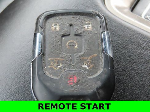 Used 2015 GMC Yukon XL Denali w/ Enhanced Security Package image 41