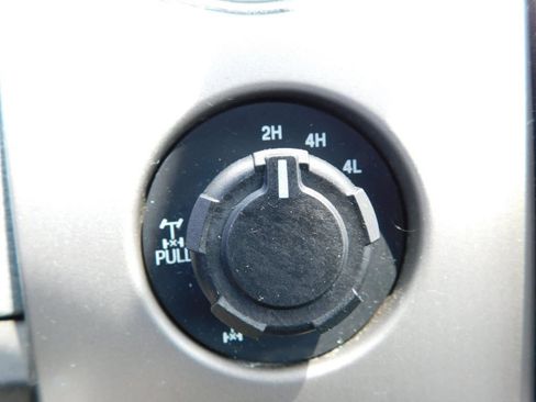 Used 2014 Ford F150 XLT w/ Equipment Group 302A Luxury AWD/4WD image 10