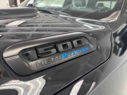 Used 2021 RAM 1500 Big Horn AWD/4WD image 6