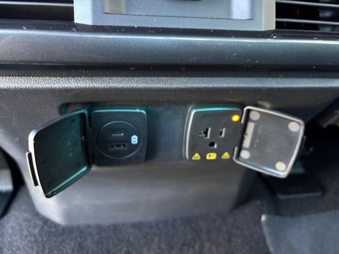 Used 2022 Ford F150 XLT w/ Equipment Group 302A High image 42