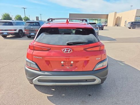 Used 2022 Hyundai Kona SEL AWD/4WD image 7