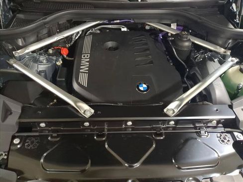 Used 2026 BMW X5 xDrive40i AWD/4WD image 18