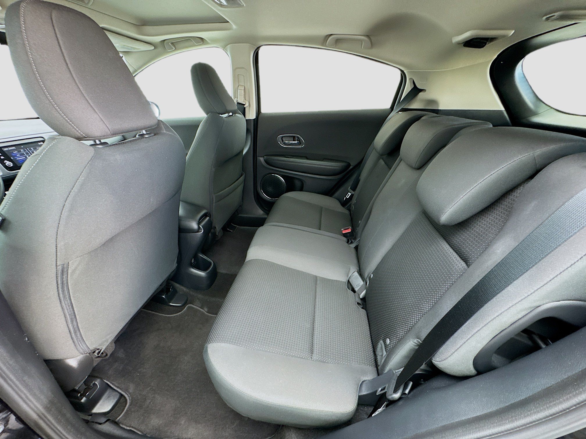 Used 2022 Honda HR-V EX image 16