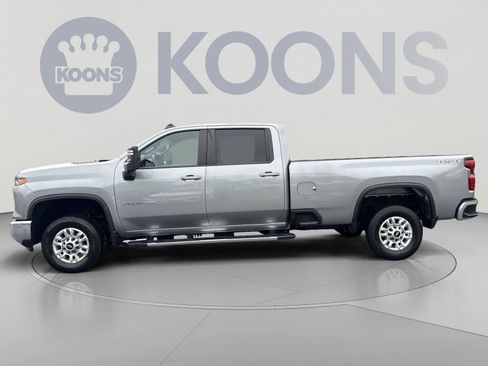 Used 2025 Chevrolet Silverado 2500 LT w/ Safety Package AWD/4WD image 2