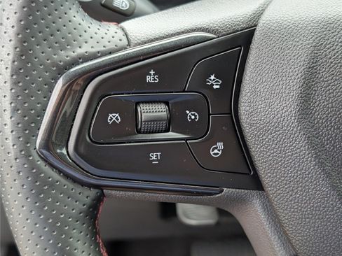 Used 2024 Chevrolet Trax RS w/ Driver Confidence Package FWD image 21