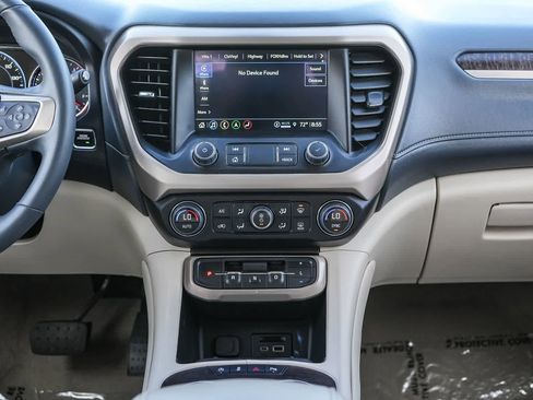 Used 2023 GMC Acadia Denali AWD/4WD image 10