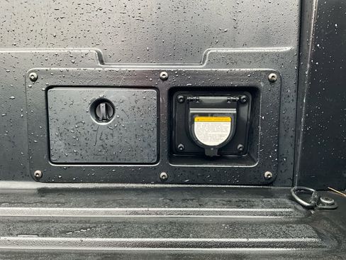 Used 2015 Toyota Tacoma 4x4 Double Cab w/ TRD Sport Package image 24