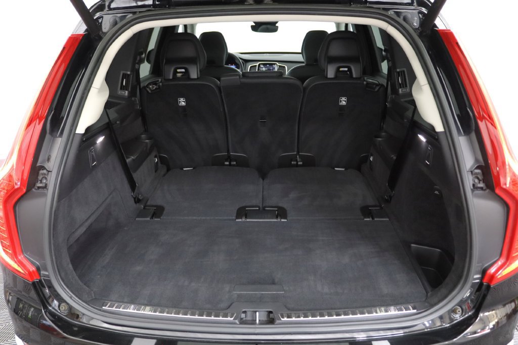 Used 2023 Volvo XC90 B6 Plus w/ Protection Package Premier AWD/4WD image 38