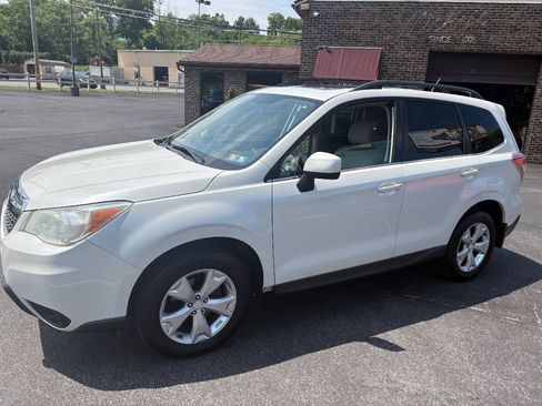 Used 2014 Subaru Forester 2.5i Limited w/ Popular Package #1 AWD/4WD image 9