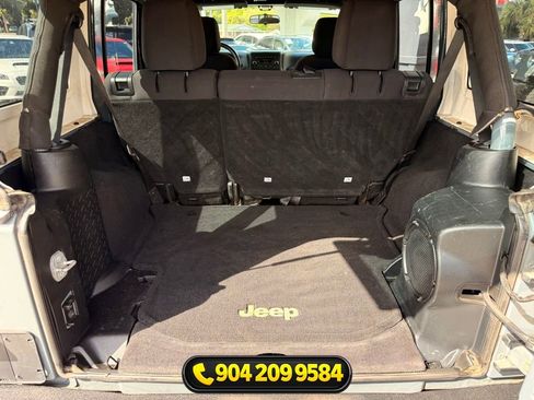 Used 2014 Jeep Wrangler Unlimited Sport w/ Connectivity Group AWD/4WD image 29