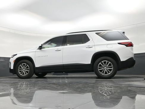 Used 2023 Chevrolet Traverse LT FWD image 21