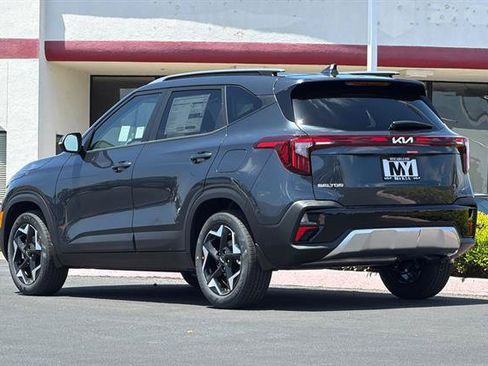 New 2026 Kia Seltos S FWD image 6