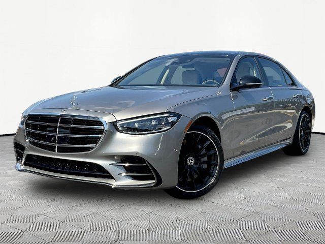 Used 2023 Mercedes-Benz S 500 4MATIC image 3