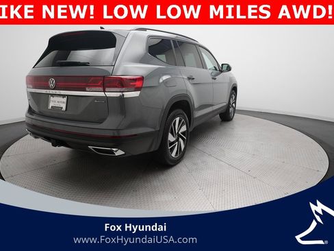 Used 2025 Volkswagen Atlas SE image 36