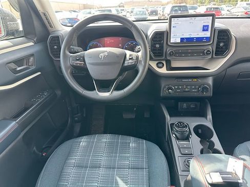 Used 2024 Ford Bronco Sport Heritage w/ Heritage Convenience Package image 17