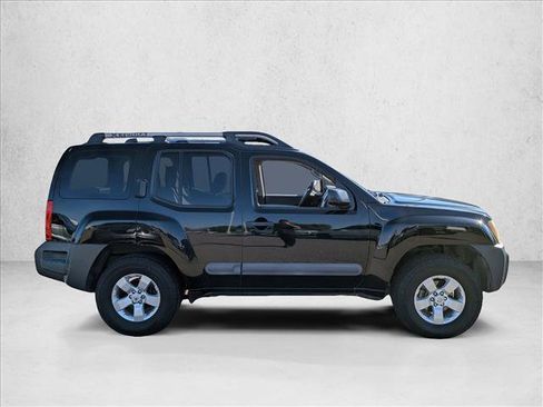 Used 2013 Nissan Xterra S image 4