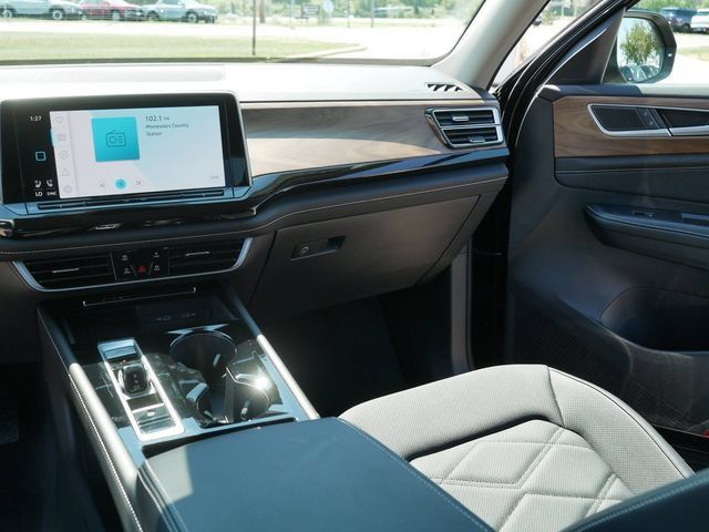 Certified 2026 Volkswagen Atlas SE AWD/4WD image 24