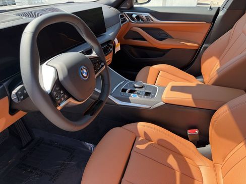 New 2026 BMW i4 eDrive40 w/ Premium Package RWD image 4