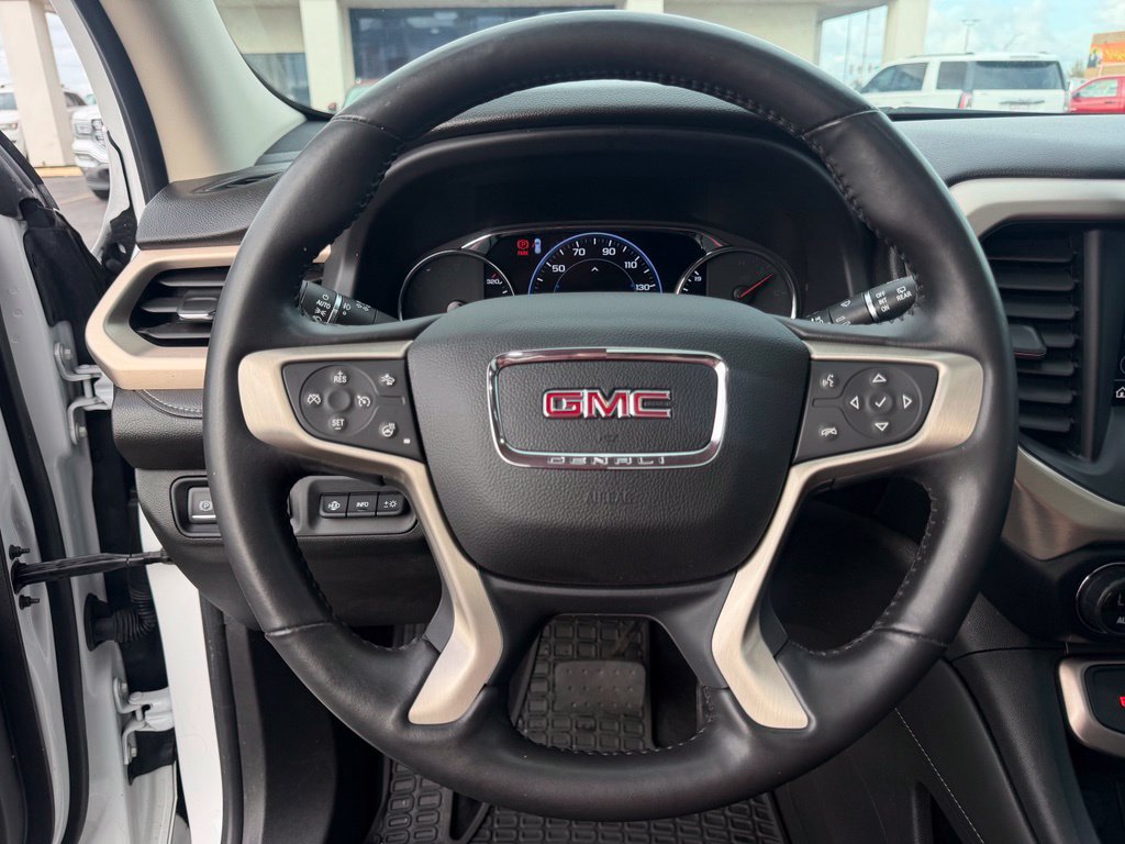 Used 2021 GMC Acadia Denali w/ Denali Technology Package FWD image 29