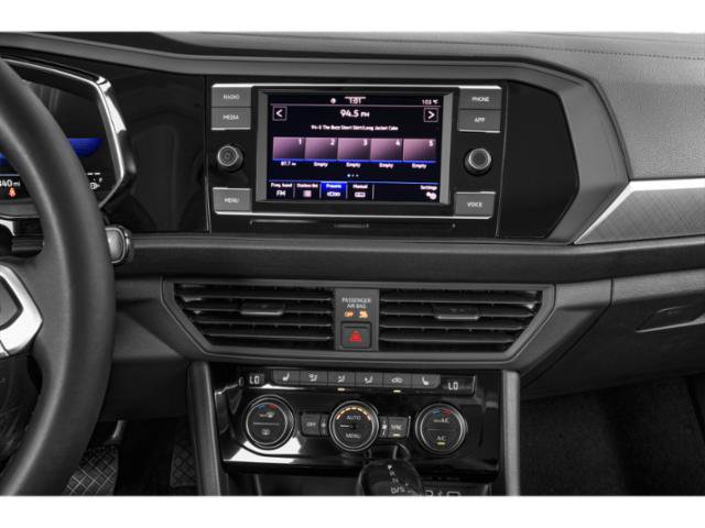 Used 2024 Volkswagen Jetta SE FWD image 10