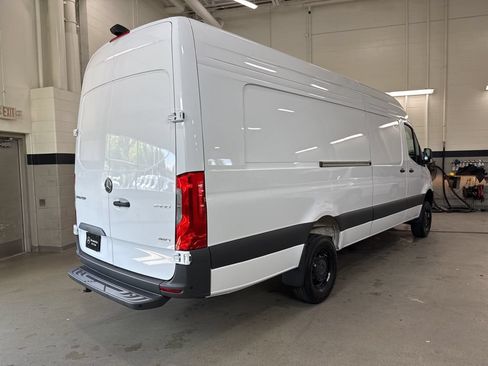 New 2025 Mercedes-Benz Sprinter 2500 image 5