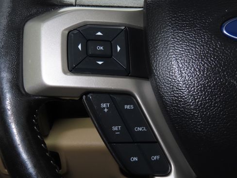 Used 2021 Ford F450 Lariat w/ Lariat Ultimate Package image 18