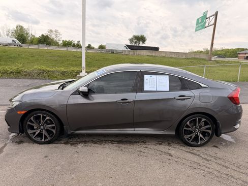 Used 2020 Honda Civic Sport image 6