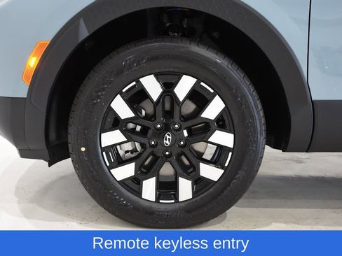 New 2026 Hyundai Santa Cruz SE image 6