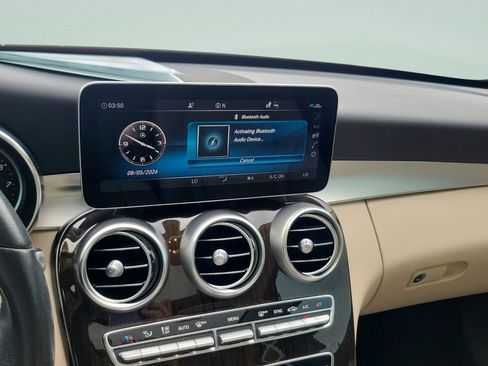 Used 2019 Mercedes-Benz C 300 4MATIC Sedan image 14