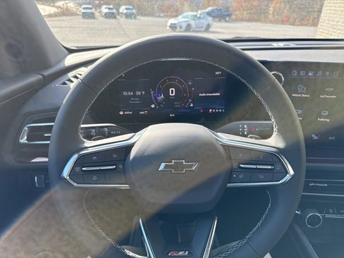 New 2026 Chevrolet Traverse Z71 w/ Driver Confidence Package image 30