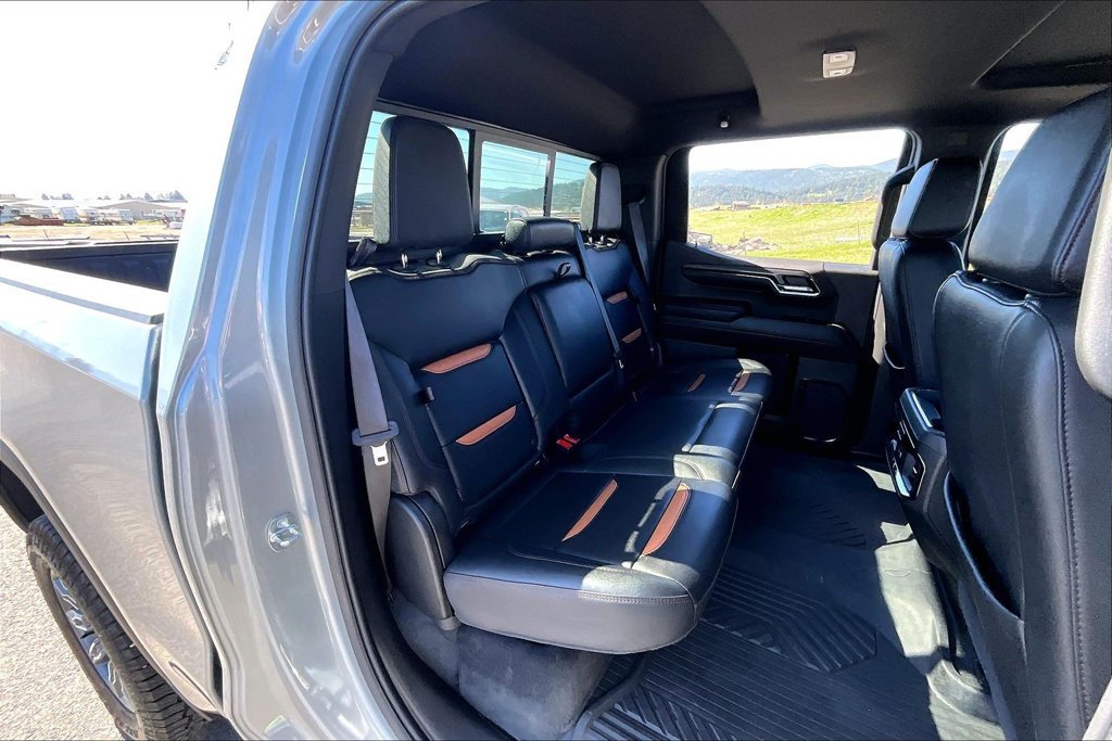 Used 2024 GMC Sierra 1500 AT4 w/ Technology Package AWD/4WD image 28