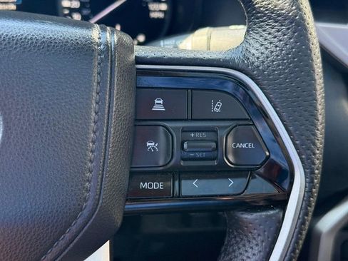 Used 2022 Toyota Tundra Limited w/ Power Package AWD/4WD image 21