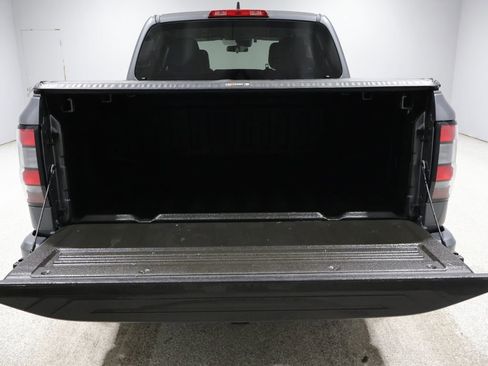 Used 2022 Nissan Frontier S w/ Technology Package image 4