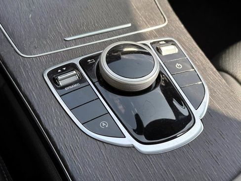Used 2021 Mercedes-Benz C 300 4MATIC Sedan image 29