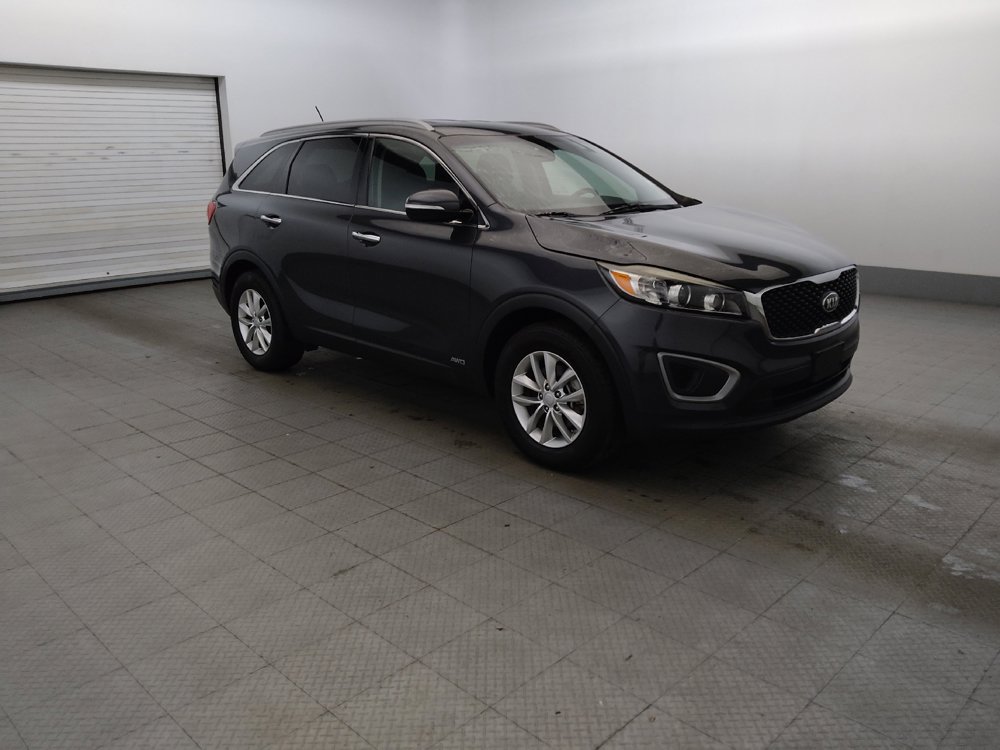 Used 2017 Kia Sorento AWD image 11