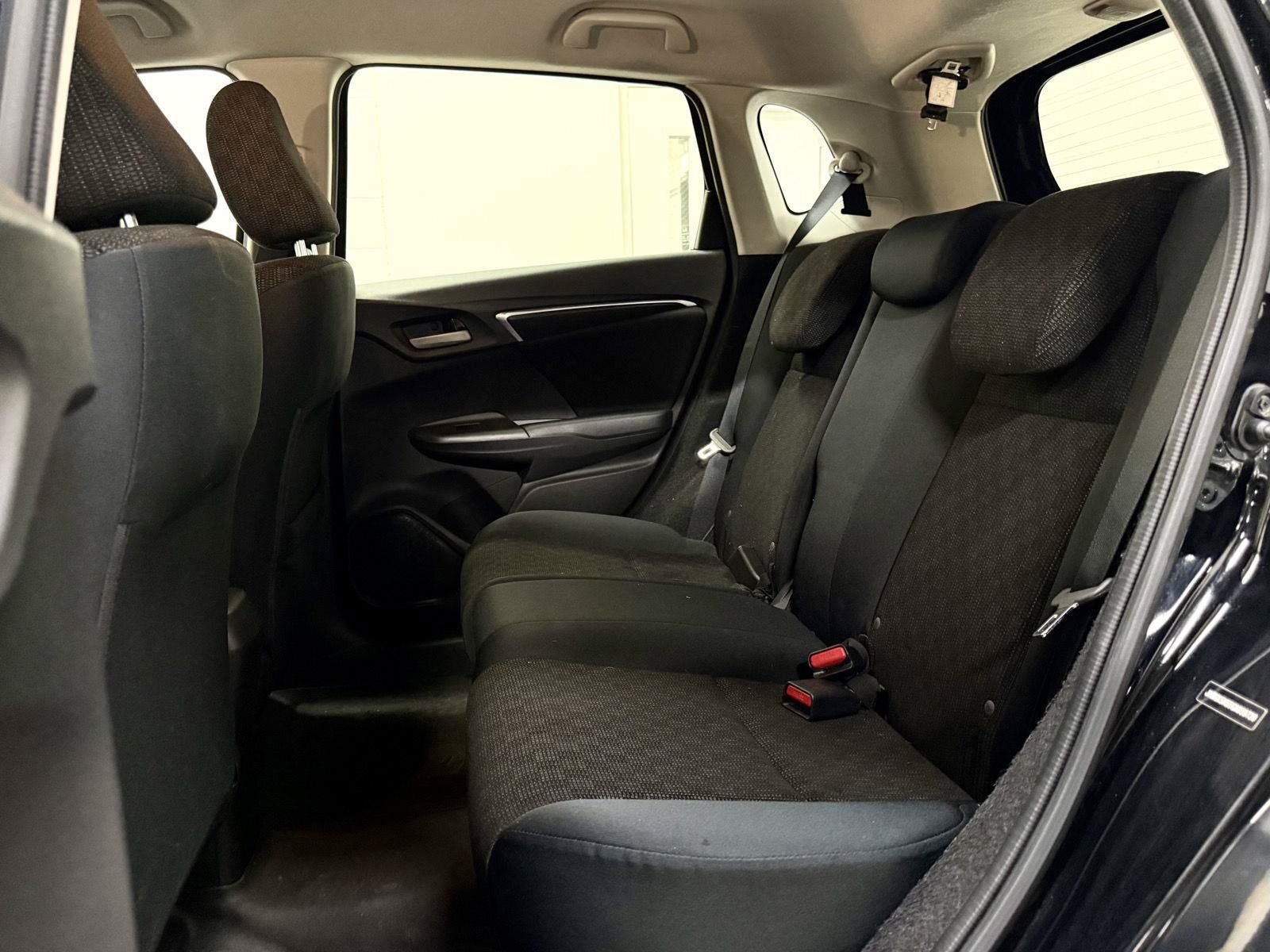 Used 2016 Honda Fit LX image 18