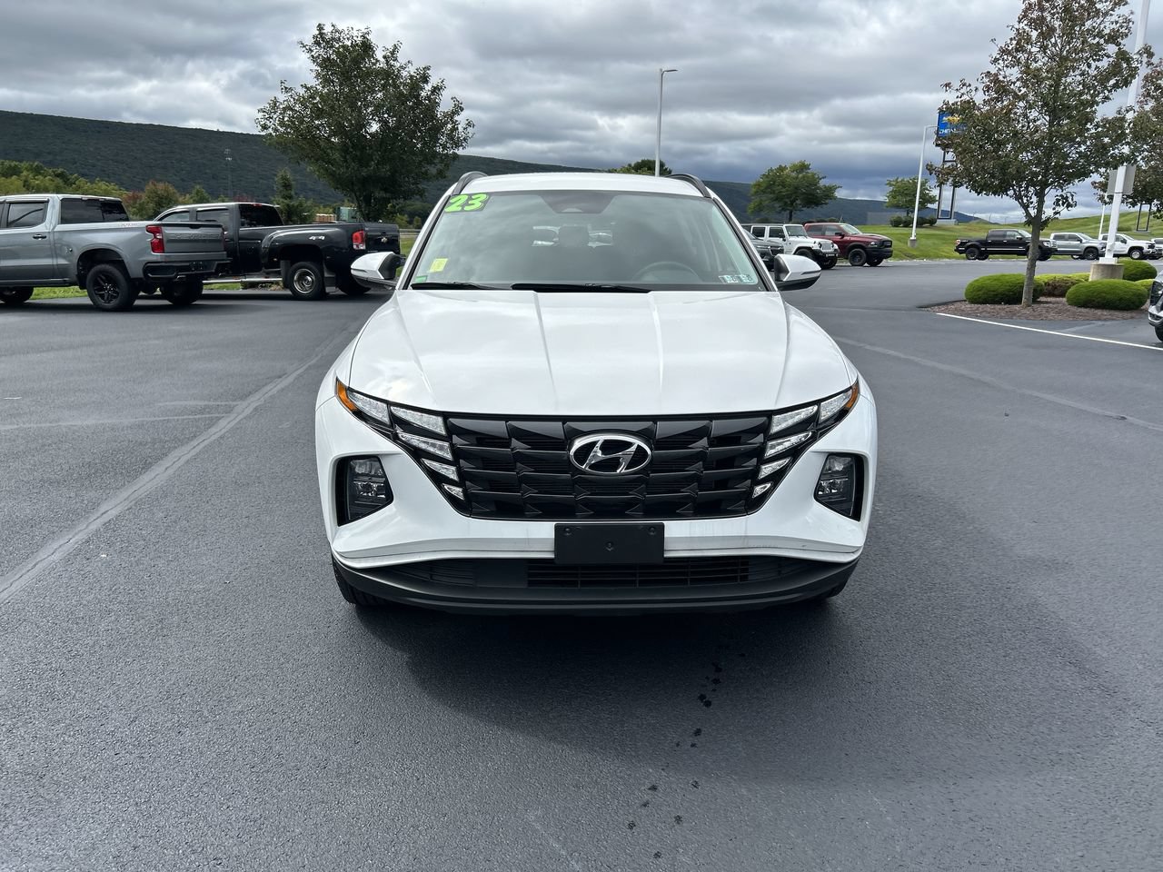 Used 2023 Hyundai Tucson SEL AWD/4WD image 2