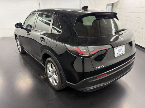 Certified 2024 Honda HR-V LX image 3