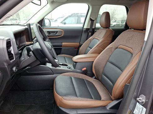 Certified 2025 Ford Bronco Sport Outer Banks w/ Outer Banks Tech Package+ image 16