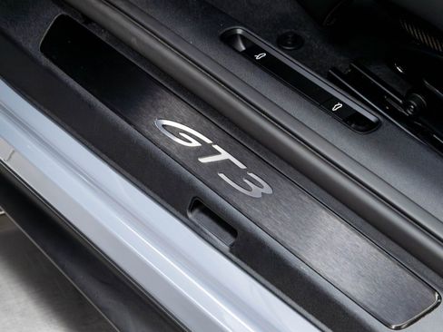 Used 2024 Porsche 911 GT3 Touring w/ Chrono Package RWD image 63