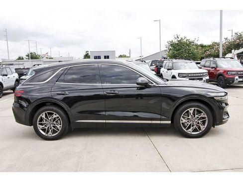 Used 2023 Genesis GV70 2.5T w/ Advanced Package AWD/4WD image 5