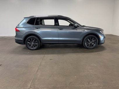 Used 2024 Volkswagen Tiguan SE