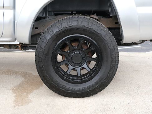 Used 2007 Toyota Tacoma PreRunner w/ TRD Sport Pkg #1 RWD image 18