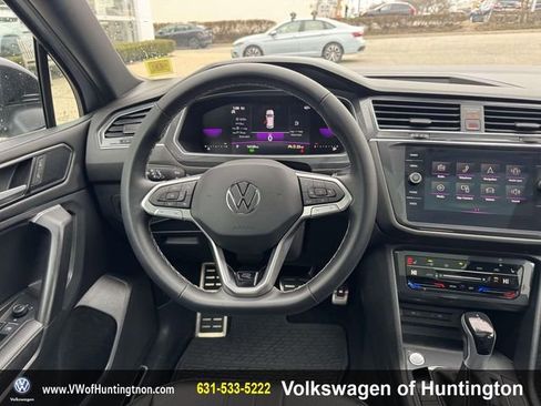 Certified 2023 Volkswagen Tiguan SE R-Line image 13
