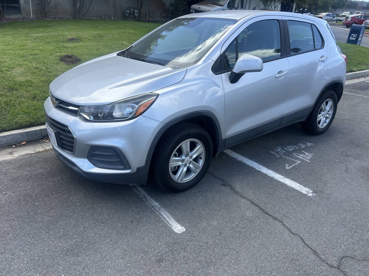 Used 2017 Chevrolet Trax LS AWD/4WD image 2