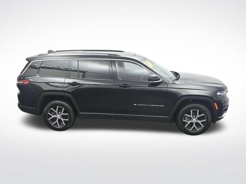 Used 2023 Jeep Grand Cherokee L Limited AWD/4WD image 33