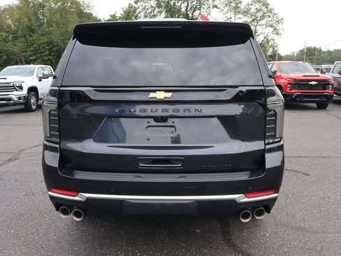 New 2026 Chevrolet Suburban Premier AWD/4WD image 38