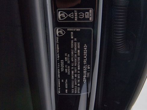 Used 2024 Lamborghini Urus S image 53