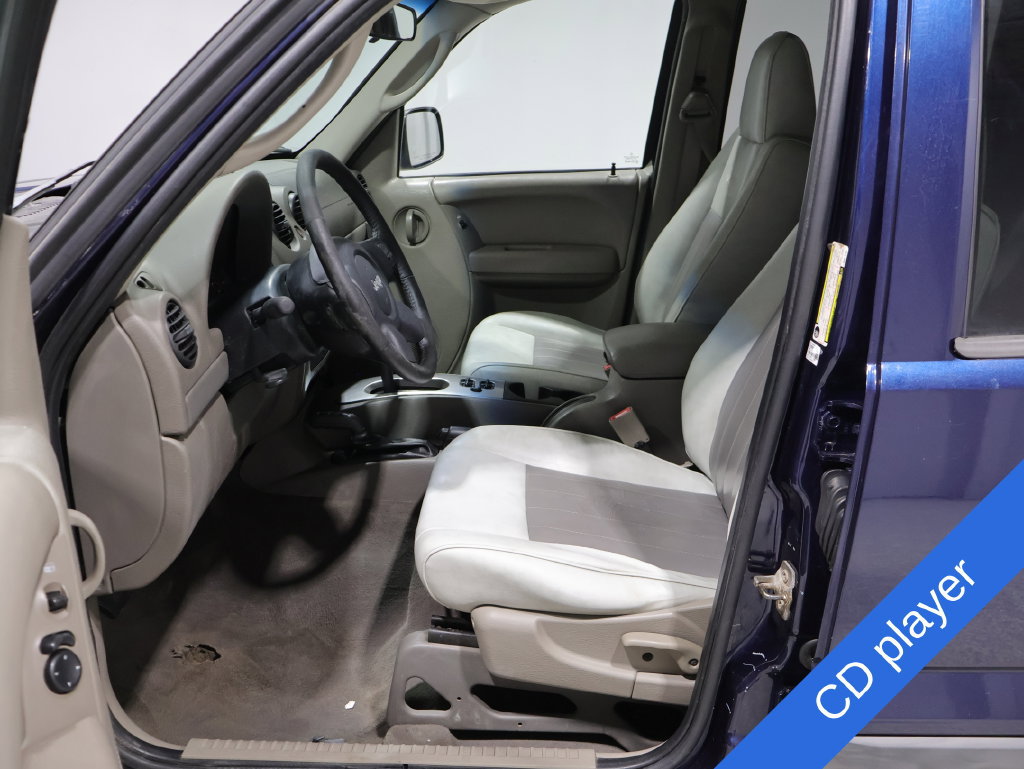 Used 2007 Jeep Liberty Sport AWD/4WD image 2